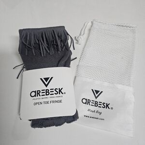 Arebesk Open Toe Fringe Grip Socks + Wash Bag (Set)
